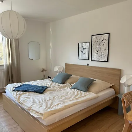 Apartment 3 Schlafzimmer Inklusive Parkplatz *