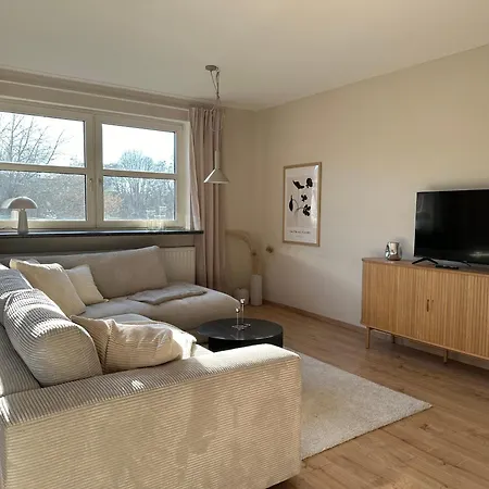 3 Schlafzimmer Inklusive Parkplatz Apartment *