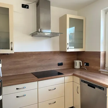 3 Schlafzimmer Inklusive Parkplatz Appartamento Coburg